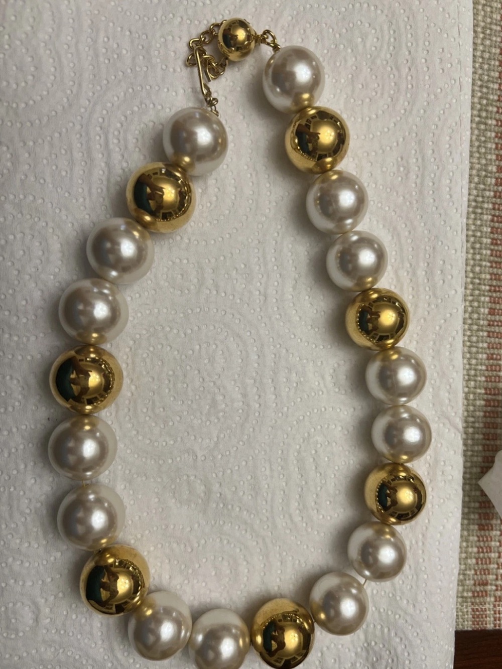 Napier Large Chunky Bobble Beaded Faux Pearl Gold Tone Strand Vintage Necklace